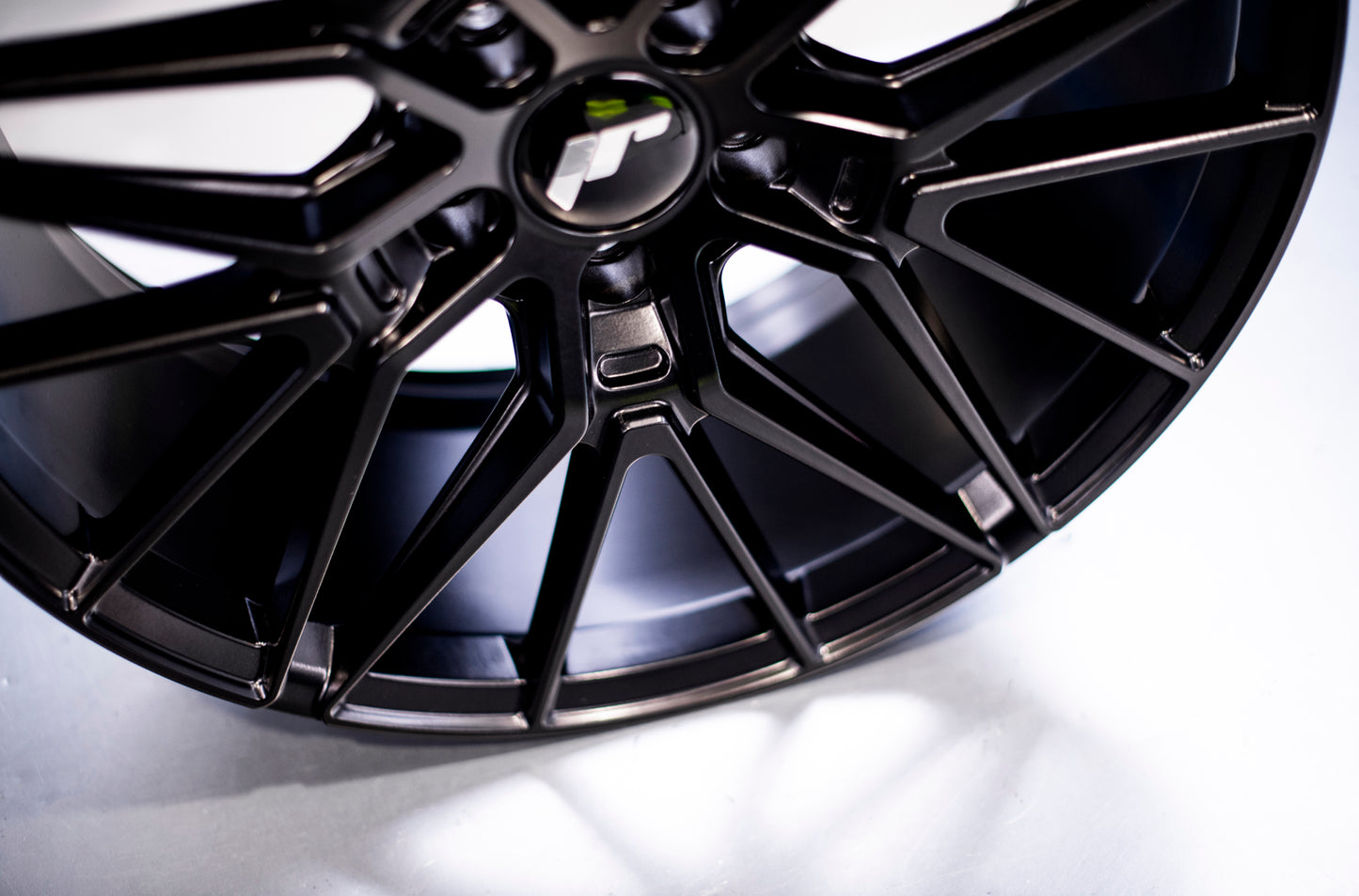 Japan Racing Wheels | JR38 | SILVER MACHINED