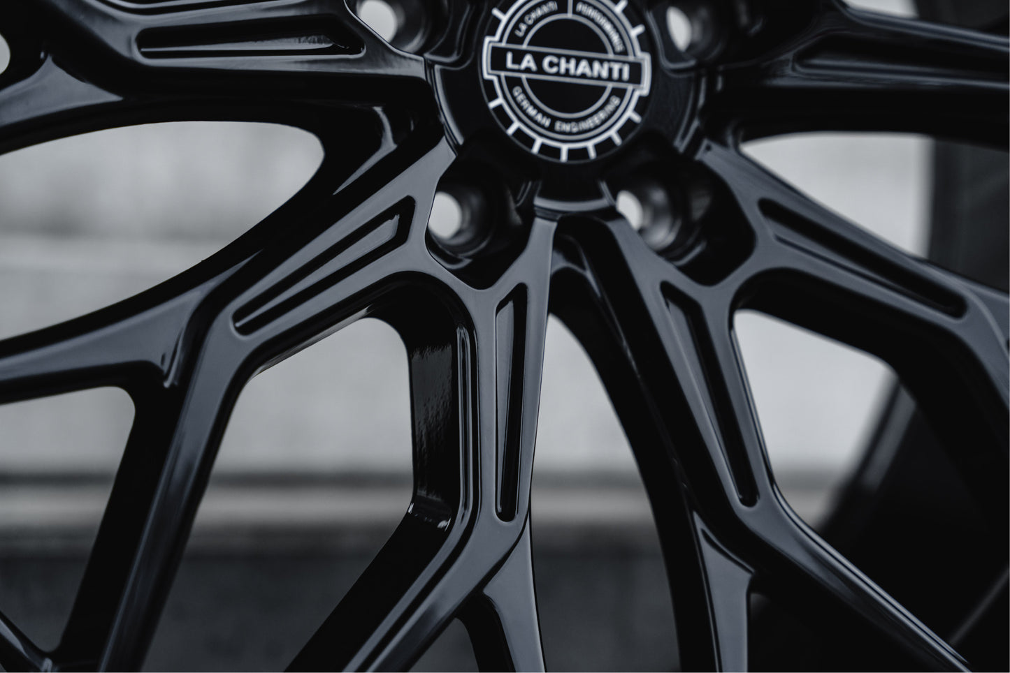 La Chanti Performance LC-P14 | 22" inches | Glossy Black