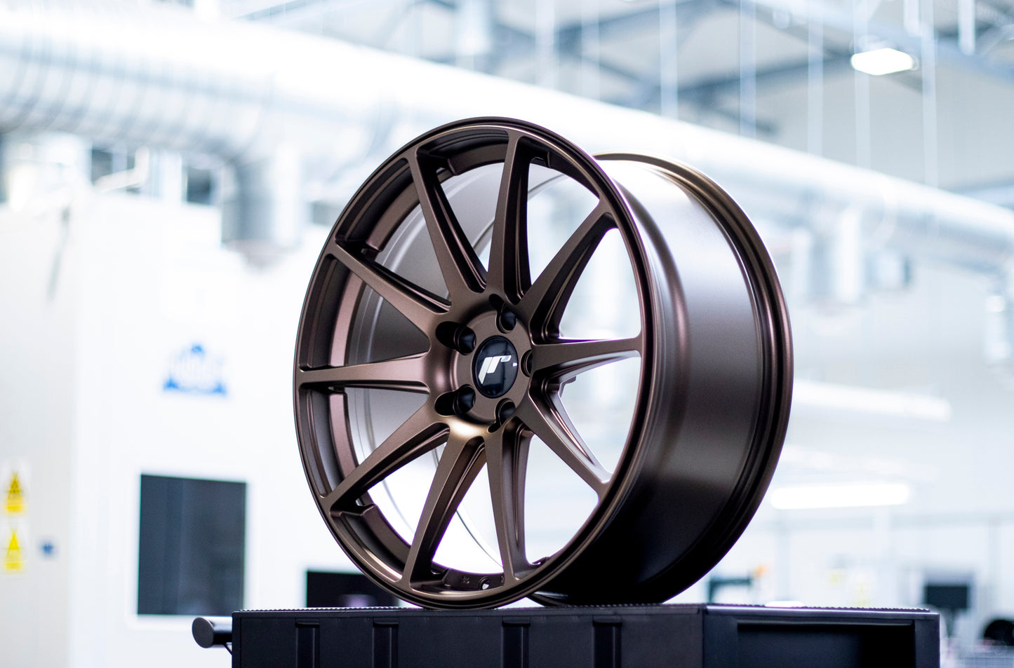 Japan Racing | JR11 | Matt Bronze