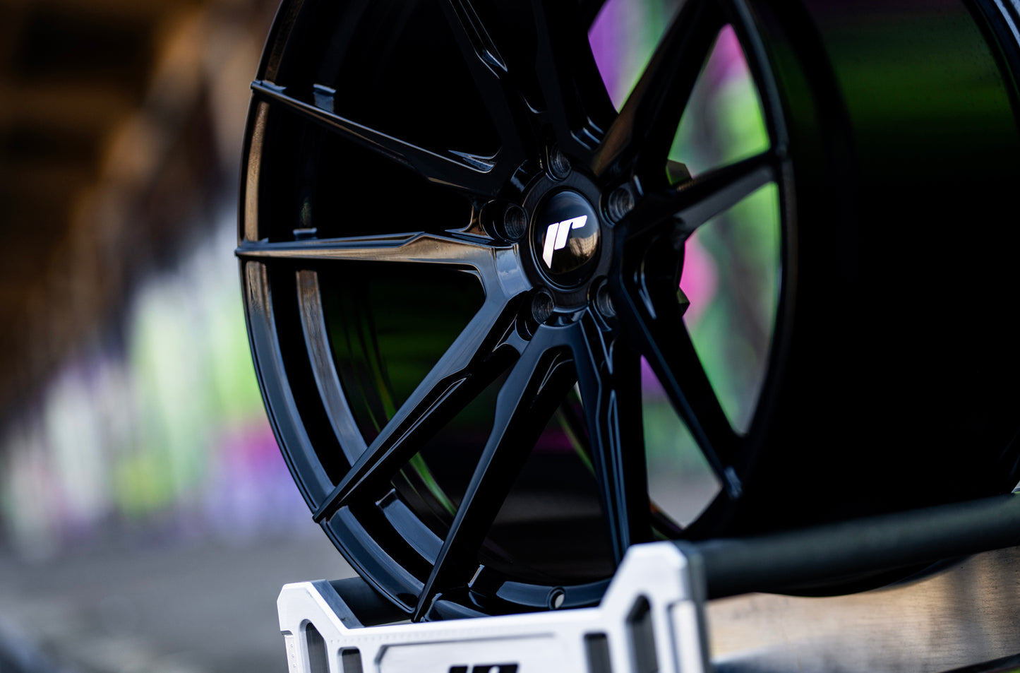 Japan Racing | JR21 | Glossy Black