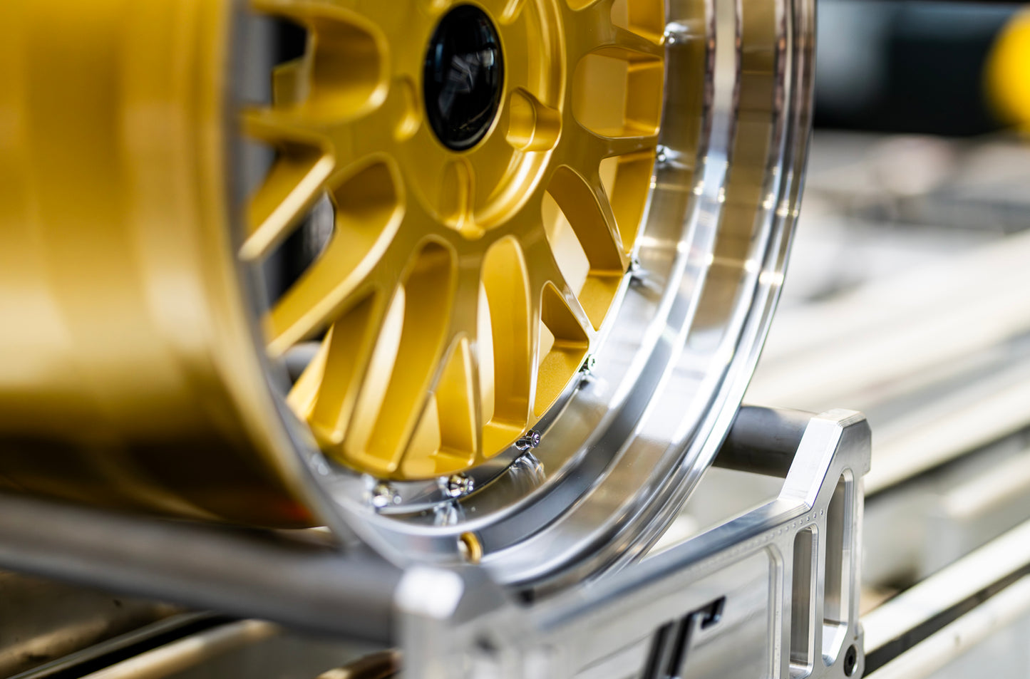 Japan Racing | JR23 | Gold - Machined Lip