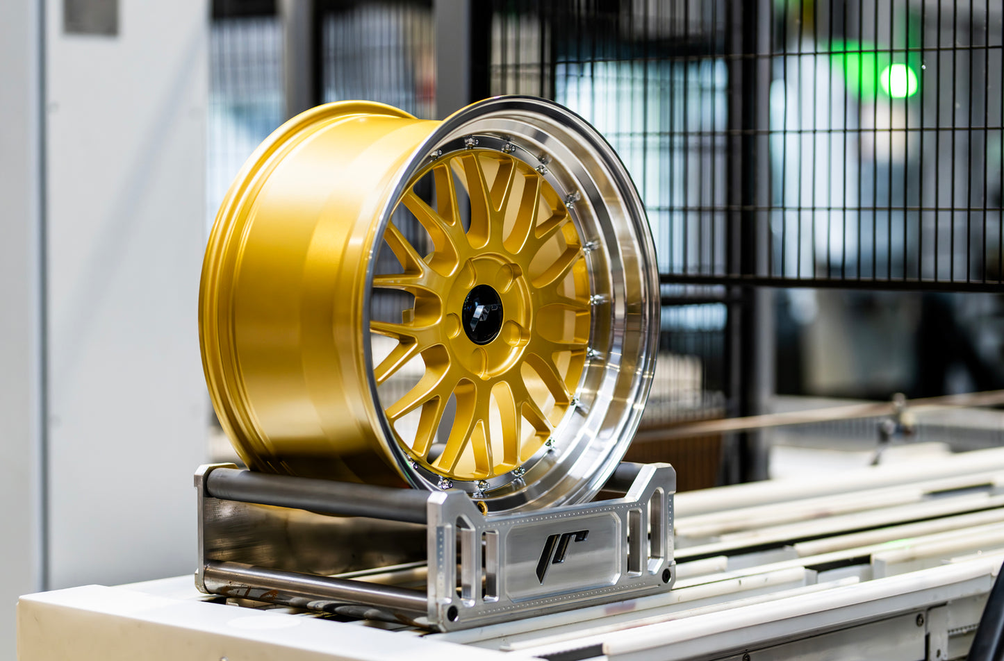 Japan Racing | JR23 | Gold - Machined Lip