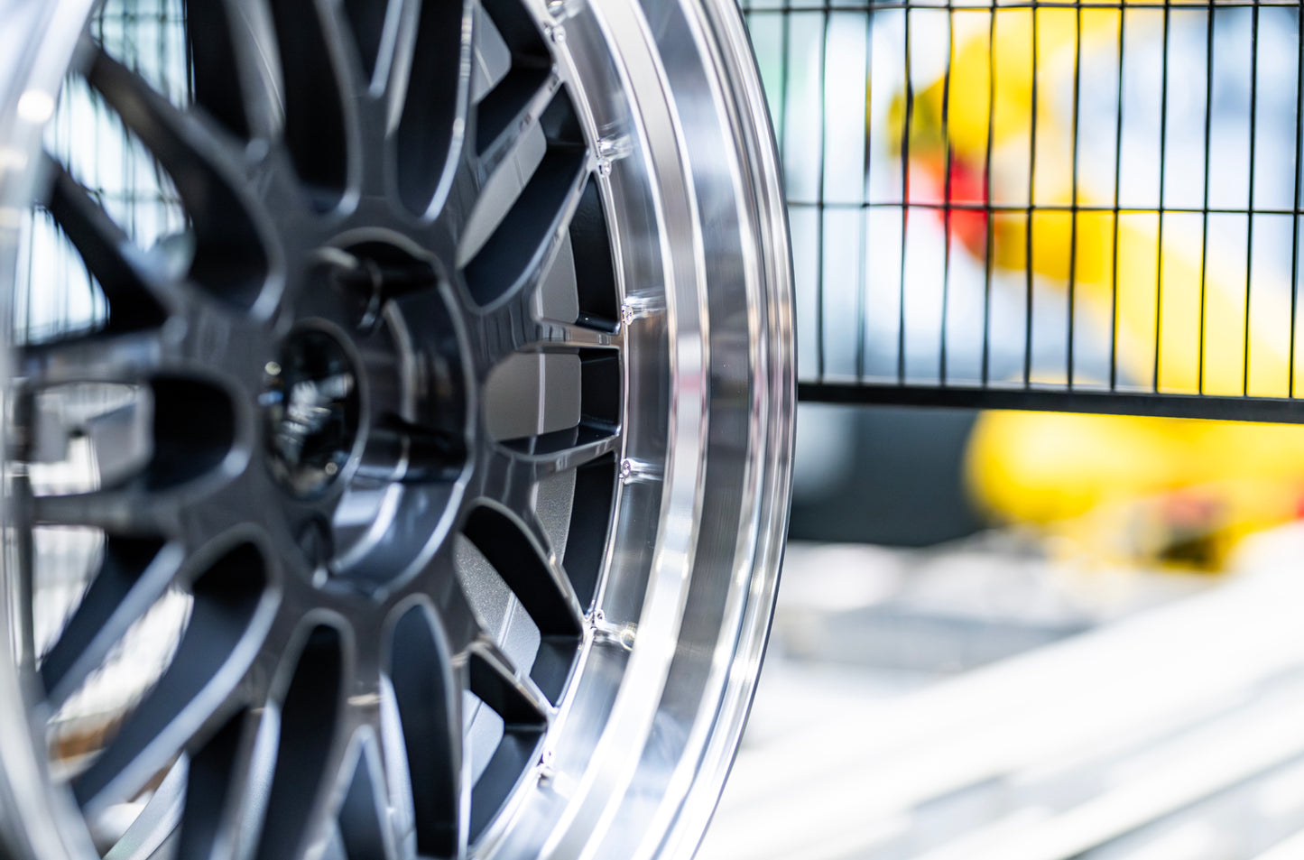 Japan Racing | JR23 | Hyper Grey - Machined Lip