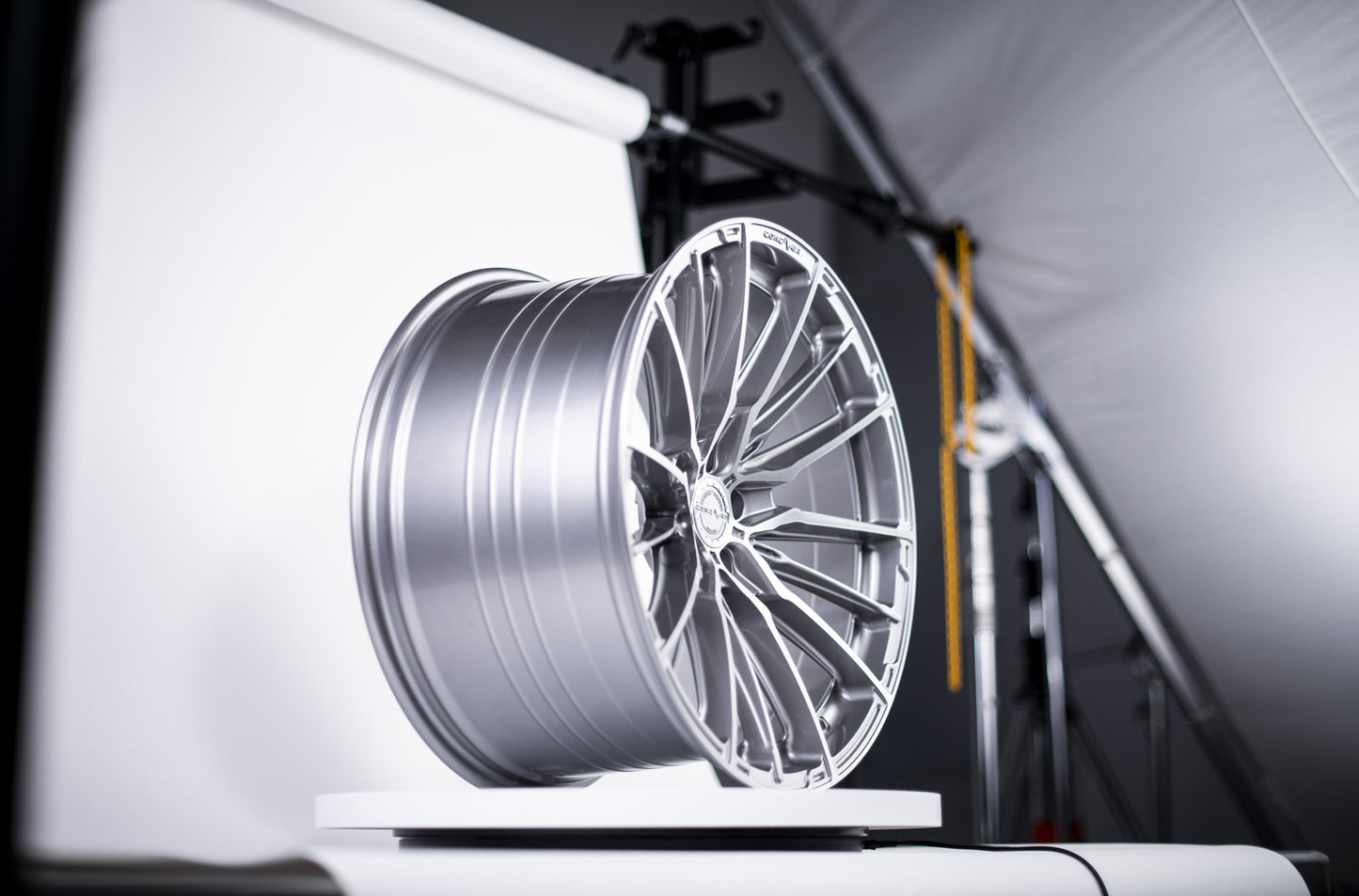 Concaver Wheels | CVR7 | Brushed Titanium