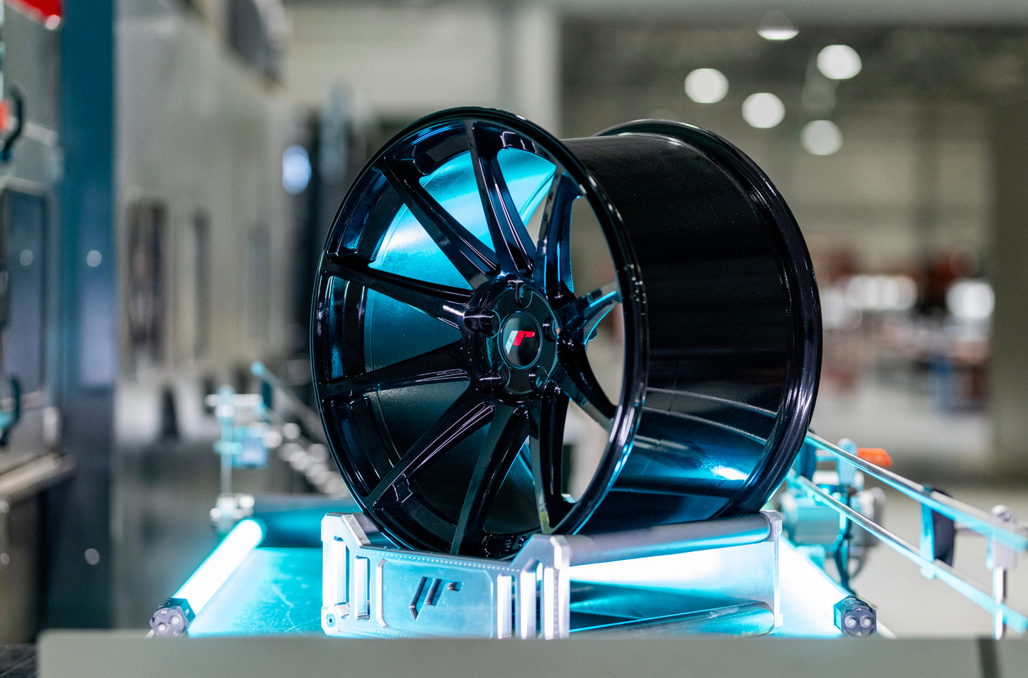 Japan Racing | JR11 | Glossy Black