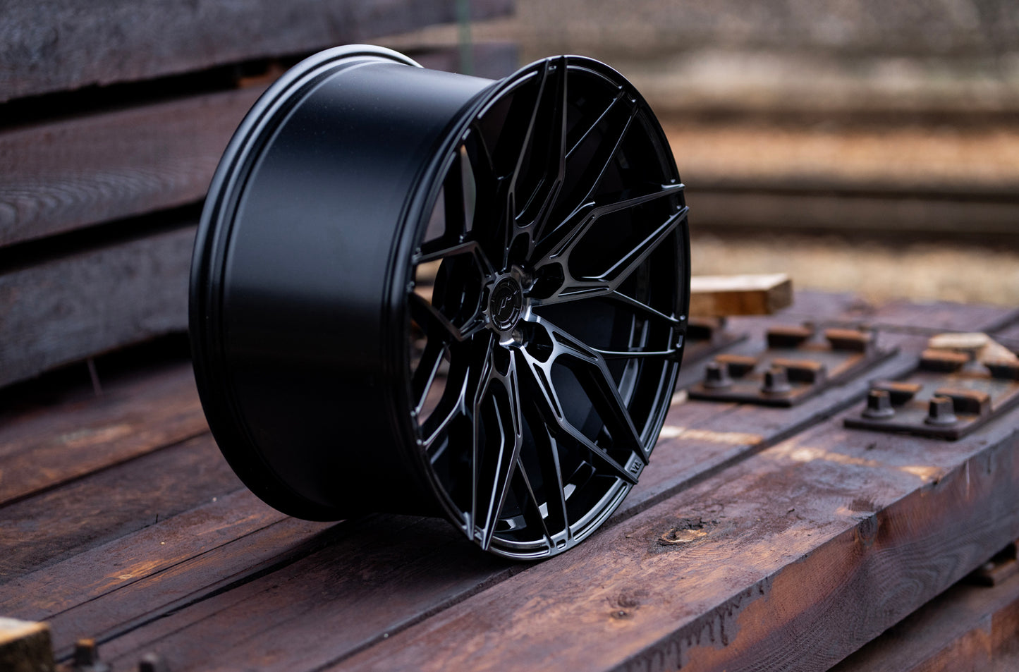 Japan Racing | JR46 | Glossy Black Machined Face