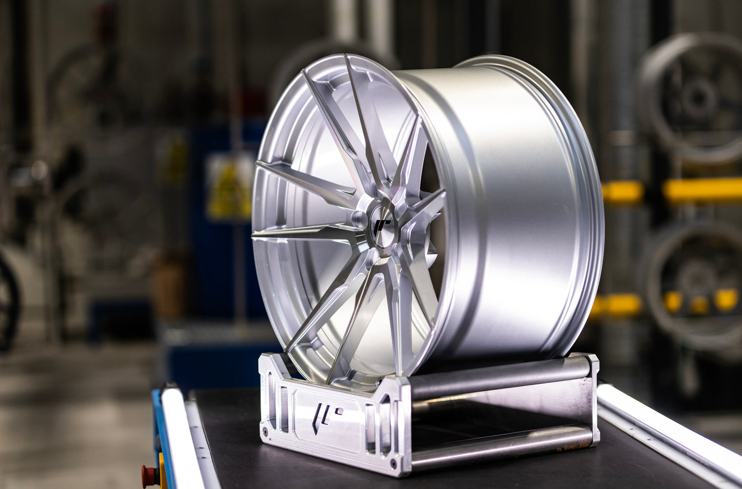 Japan Racing | JR21 | Silver Machined Face